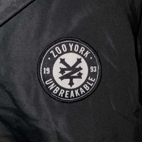 LIMITED EDITION Zoo York Windbreaker - Picture 4 of 9